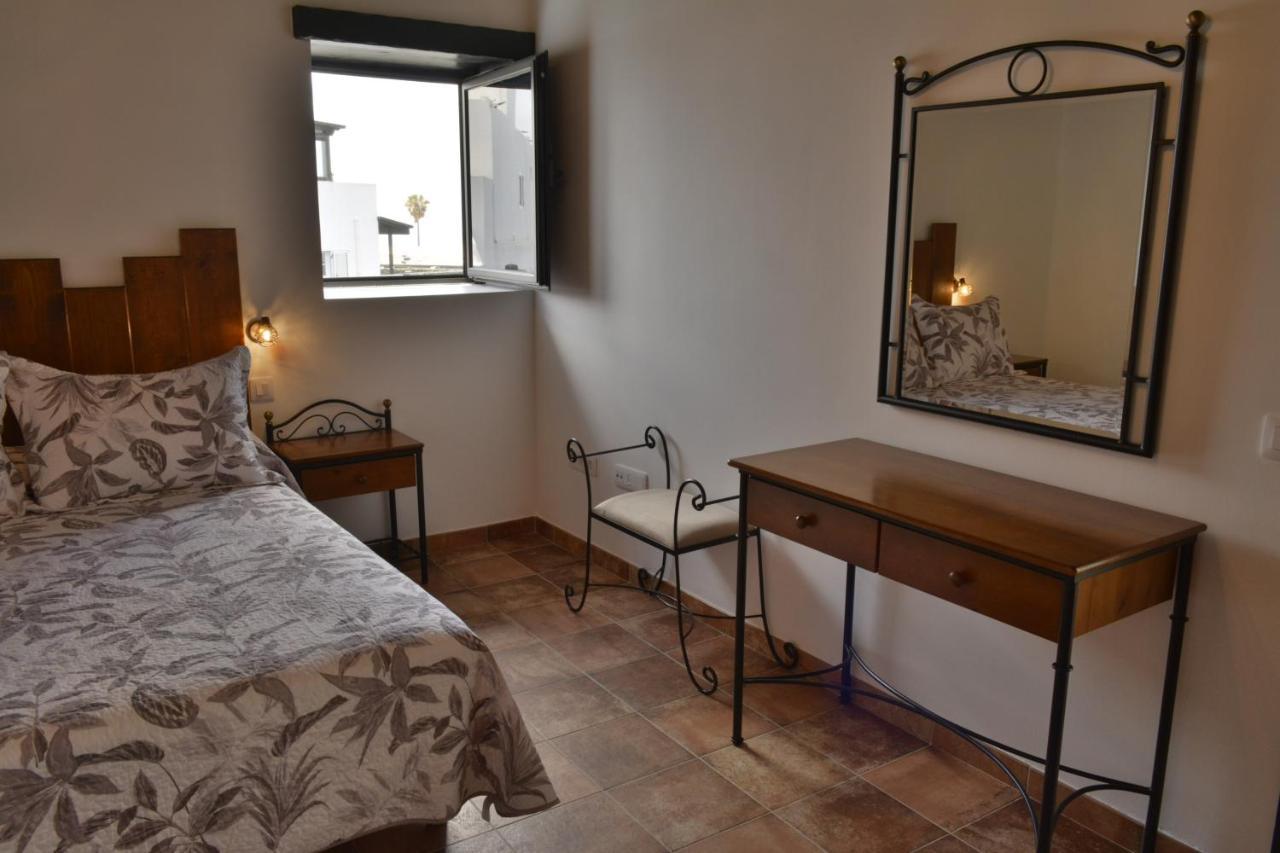 Cabana La Higuera Apartment Tías Екстериор снимка